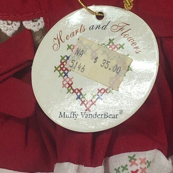 Vintage Muffy VanderBear 1982 with "Hearts and Flowers" Outfit 1996 - Picture 3 of 9